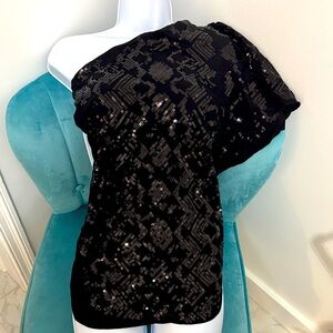 2b Bebe Black Sequin One-Shoulder Top Size Small